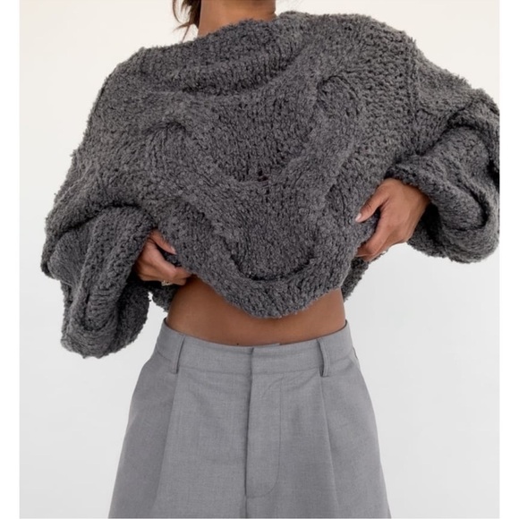 Rumored NWOT sweater. Very oversized. Fits up to large. Hand knitted - Picture 2 of 10